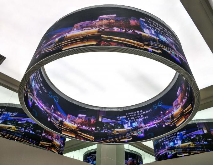 P1.5 P2.5 P4 Led Soft Screen Indoor Outdoor Led Curved Soft Vertikal Flexible Anzeigenbildschirm 6